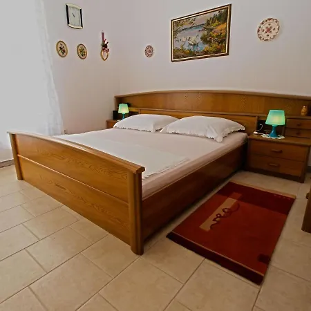 With Parking Space Banjole, - 20813 Διαμέρισμα