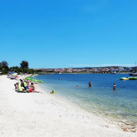 With Parking Space Banjole, - 20813 *