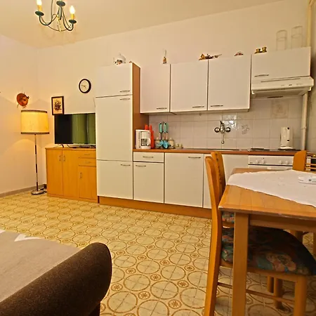 With Parking Space Banjole, - 20813 Apartman *
